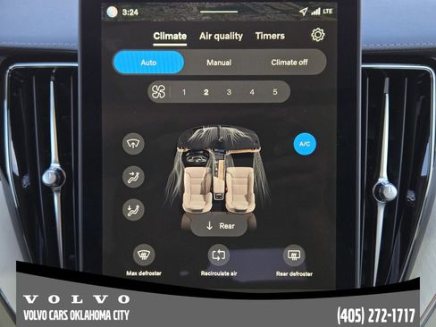 New 2026 Volvo XC60 B5 Ultra w/ Protection Package Premier AWD/4WD image 18