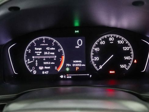Used 2025 Honda Civic Sport image 24