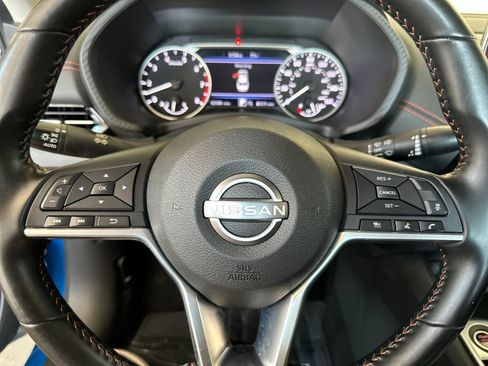 Used 2025 Nissan Sentra SR FWD image 21