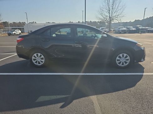 Used 2014 Toyota Corolla L image 12