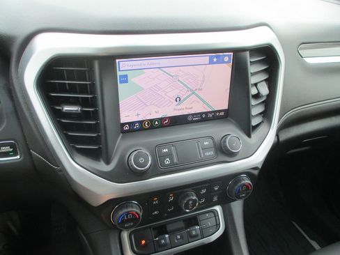 Used 2023 GMC Acadia SLT w/ Technology Package image 31