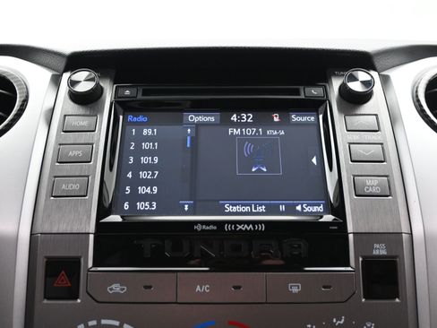 Used 2019 Toyota Tundra SR5 w/ SR5 Upgrade Package image 32