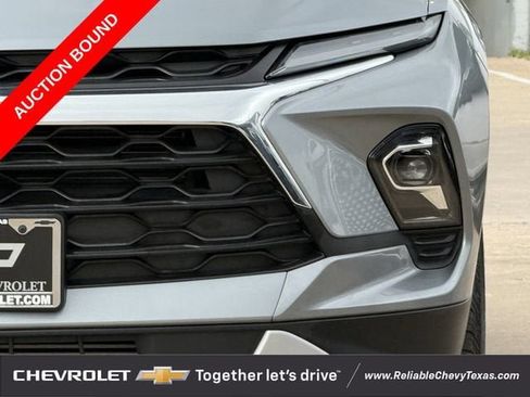 Used 2024 Chevrolet Blazer LT w/ Convenience Package FWD image 4