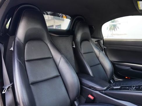 Used 2017 Porsche 718 Boxster S RWD image 12