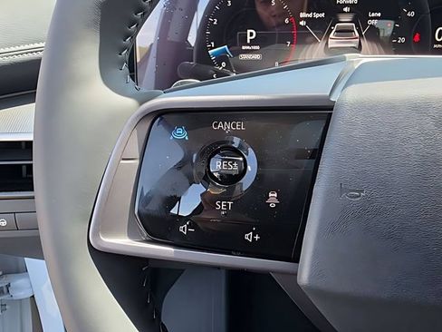 New 2025 Nissan Murano SL AWD/4WD image 16
