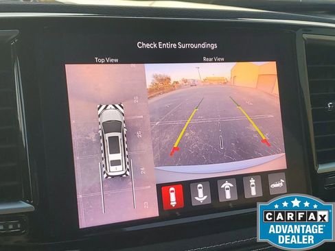 Used 2021 Chrysler Pacifica Limited w/ Premium & Safety Sphere Group image 32