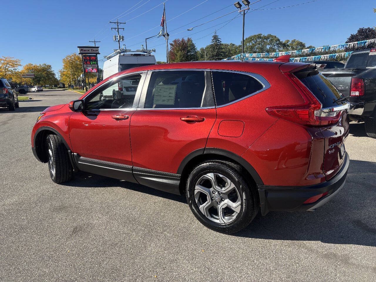 Used 2017 Honda CR-V EX image 4