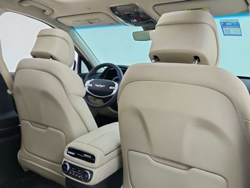 Used 2024 Genesis GV80 2.5T w/ Prestige Package image 28