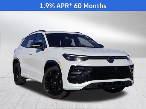 New 2026 Volkswagen Tiguan SE R-Line AWD/4WD image 1