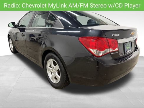 Used 2016 Chevrolet Cruze LT image 8