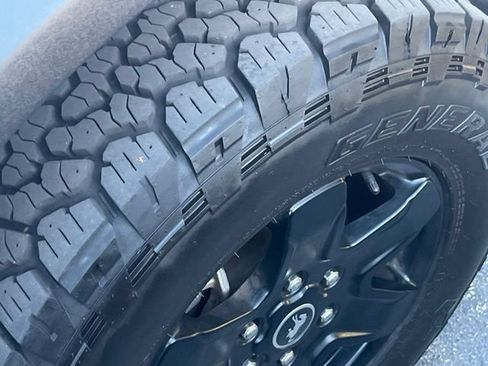 Used 2024 Ford Bronco Black Diamond AWD/4WD image 8