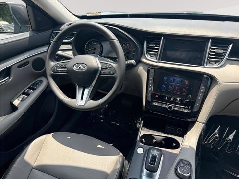 Certified 2025 INFINITI QX50 Luxe AWD/4WD image 14