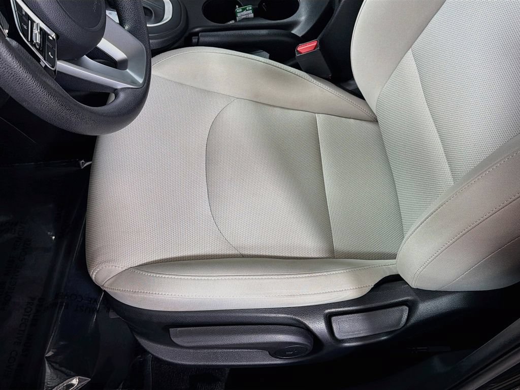 Used 2023 Kia Forte LXS FWD image 19