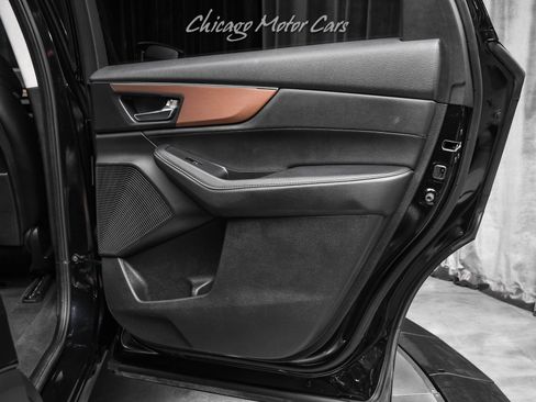Used 2022 Acura MDX SH-AWD image 35