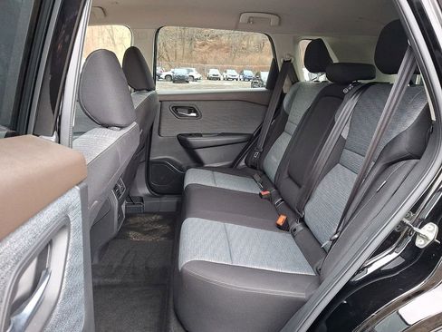 Certified 2023 Nissan Rogue SV image 11