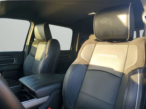 Used 2024 RAM 2500 Laramie w/ Night Edition image 29