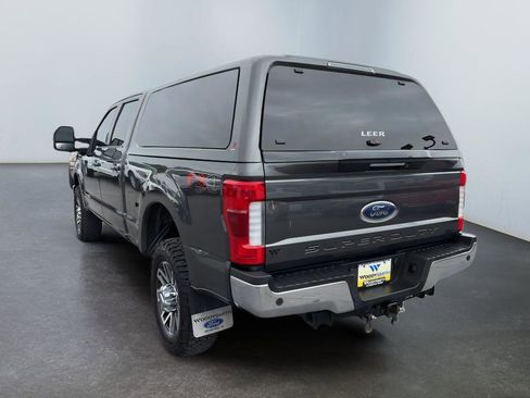 Used 2019 Ford F350 Lariat w/ Lariat Ultimate Package AWD/4WD image 3
