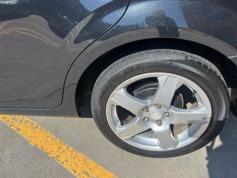 Used 2015 Chevrolet Sonic LTZ FWD image 40