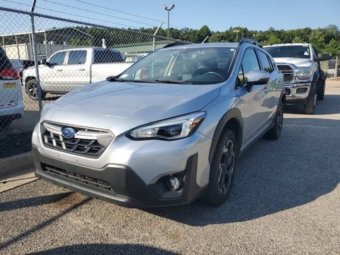 Used 2022 Subaru Crosstrek 2.5i Limited w/ Moonroof Package 2 AWD/4WD image 3