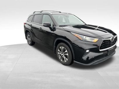 Used 2022 Toyota Highlander XLE
