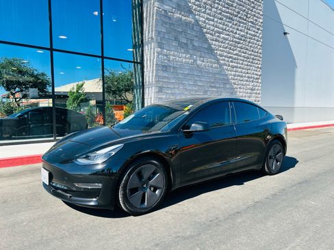 Used 2021 Tesla Model 3 Long Range AWD/4WD image 2