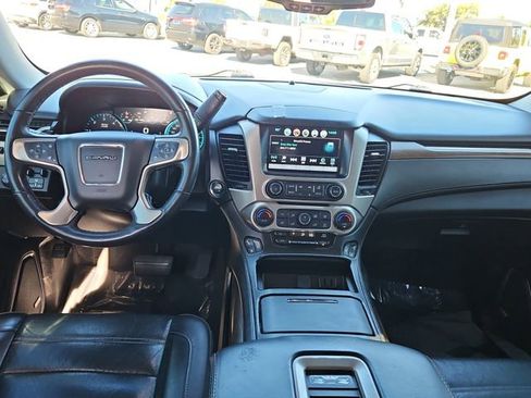Used 2019 GMC Yukon XL Denali w/ Open Road Package image 8