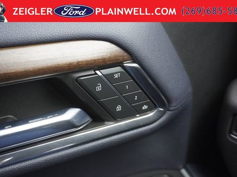 Used 2024 Chevrolet Silverado 2500 High Country AWD/4WD image 29