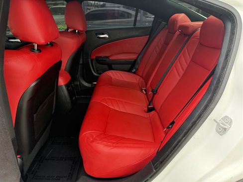 Used 2020 Dodge Charger GT w/ Blacktop Package RWD image 13