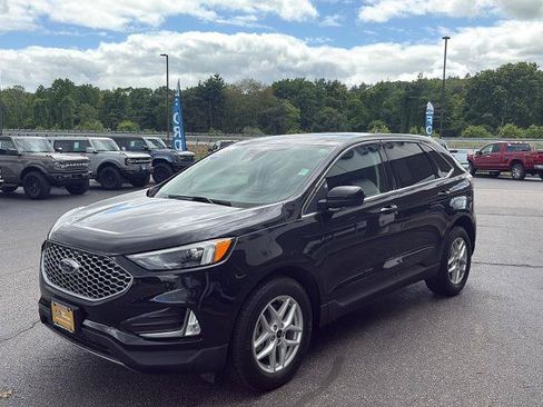 Certified 2023 Ford Edge SEL w/ Convenience Package AWD/4WD image 3