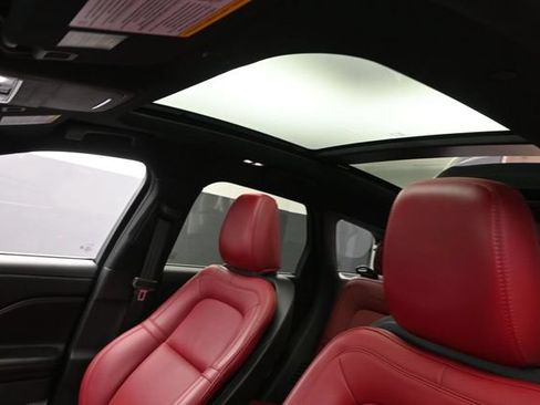 Certified 2025 Lincoln Corsair Grand Touring AWD/4WD image 20