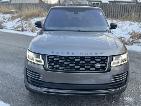 Used 2020 Land Rover Range Rover HSE image 3