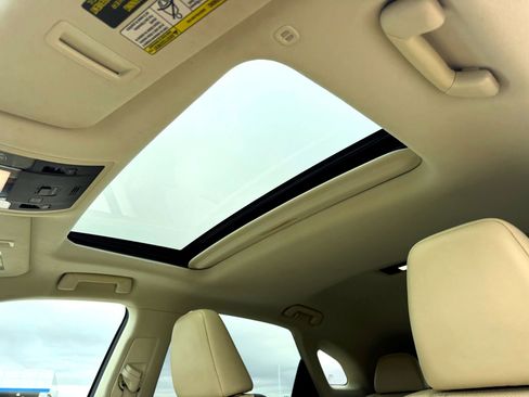 Used 2017 Lexus RX 450h AWD image 15