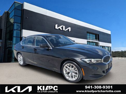 Used 2025 BMW 330i Sedan RWD image 1