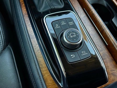 Used 2023 Nissan Armada SL w/ Cargo Package image 17