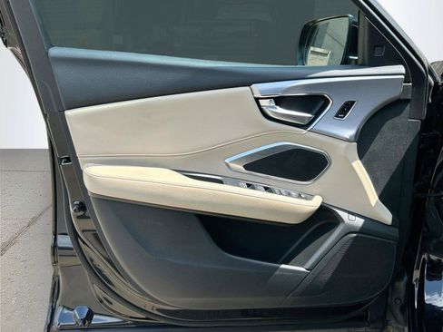 Used 2024 Acura RDX SH-AWD image 23