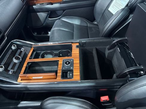 Used 2018 Lincoln Navigator Reserve w/ Technology Package image 88