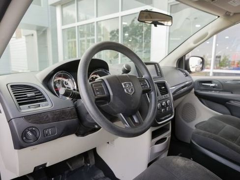 Used 2017 Dodge Grand Caravan SE w/ Power Window Group FWD image 21