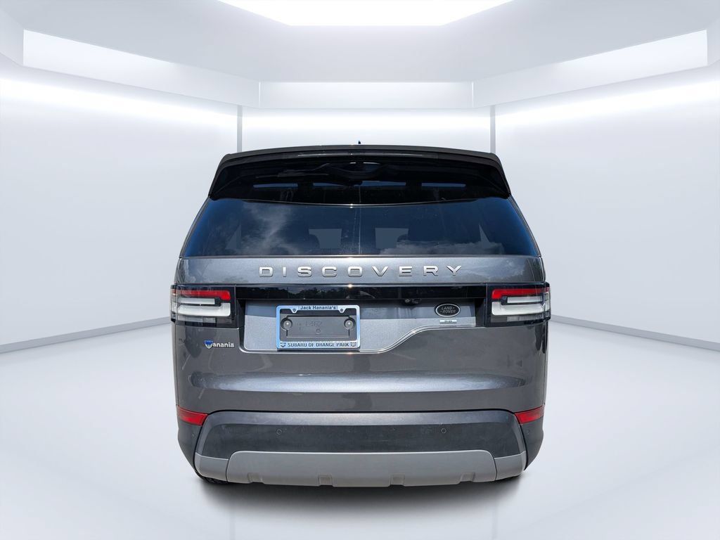 Used 2018 Land Rover Discovery SE AWD/4WD image 4
