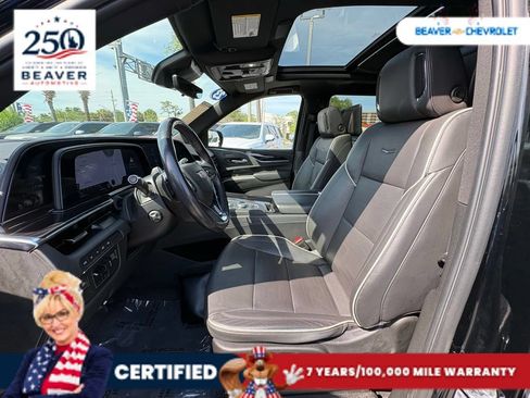 Used 2023 Cadillac Escalade Sport AWD/4WD image 13