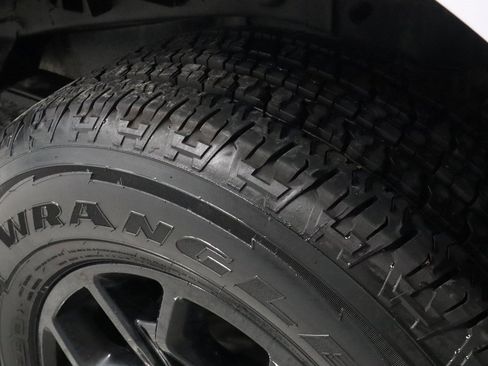 Certified 2024 Ford F150 XLT w/ XLT Black Appearance Package image 20