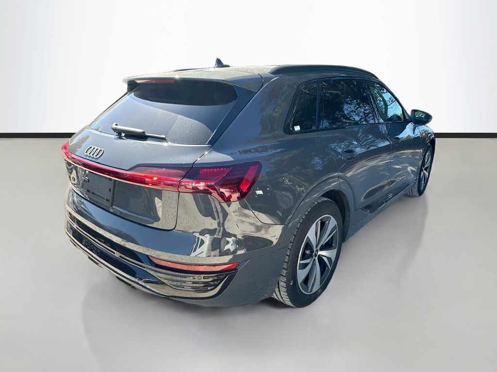 Used 2024 Audi Q8 e-tron Premium AWD/4WD image 5