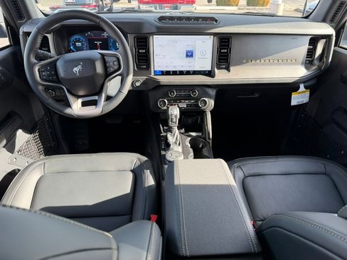New 2025 Ford Bronco Badlands image 22