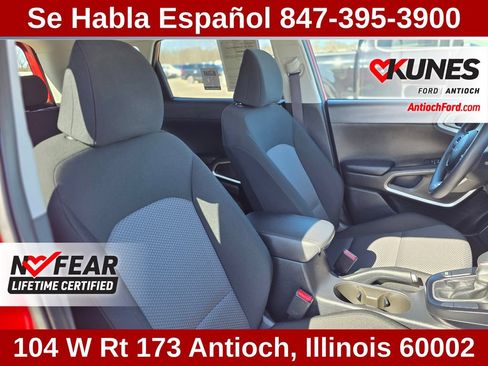 Used 2025 Kia Soul LX w/ LX Technology Package FWD image 38