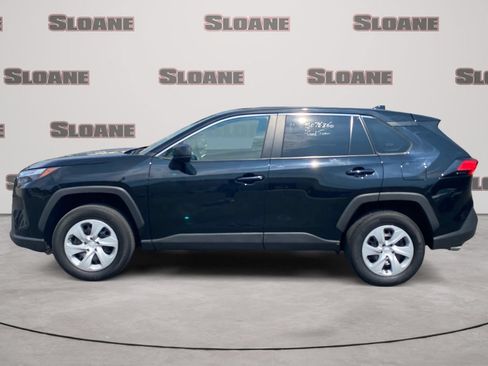 Used 2025 Toyota RAV4 LE AWD/4WD image 2