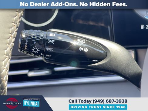 Certified 2025 Hyundai Elantra SEL FWD image 23