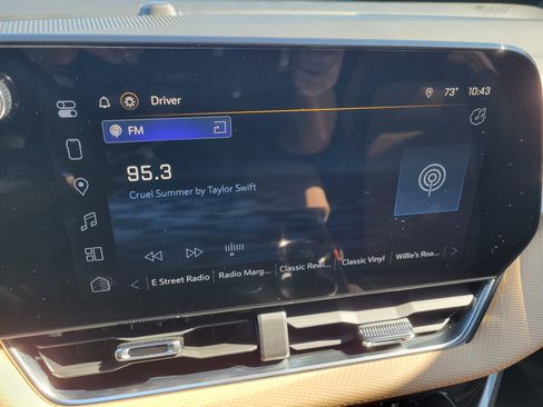 Certified 2026 Chevrolet Equinox ACTIV w/ Convenience Package III image 21