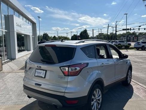 Used 2018 Ford Escape Titanium FWD image 8