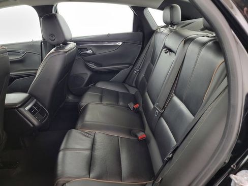Used 2019 Chevrolet Impala Premier FWD image 13