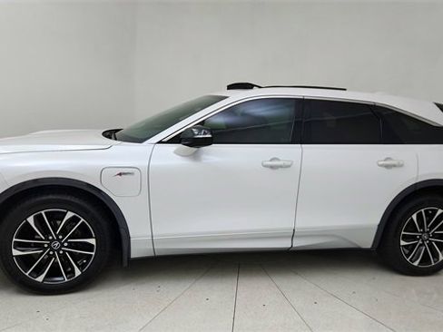 Used 2024 Acura ZDX A-Spec image 3