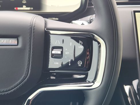 New 2025 Land Rover Range Rover Sport Dynamic SE image 29